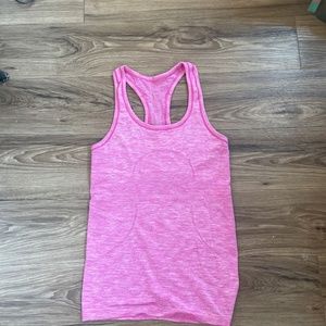 Lululemon Swiftly Tech Tank